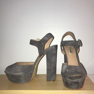 Steve Madden Jillyy Grey Suede Platform Heels